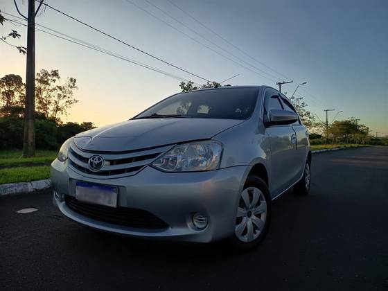 TOYOTA ETIOS 1.3 X 16V FLEX 4P MANUAL